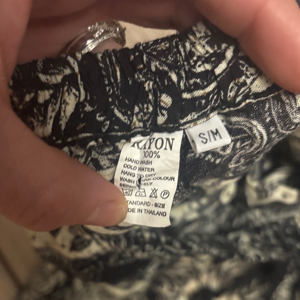 Black and White Patterned Pants - Picture 2 of 2